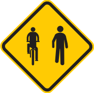 Trânsito compartilhado por ciclistas e pedestres